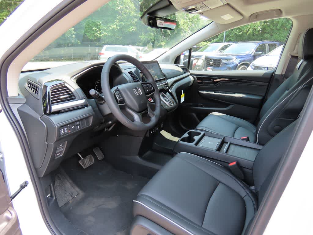 2026 Honda Odyssey — side profile view